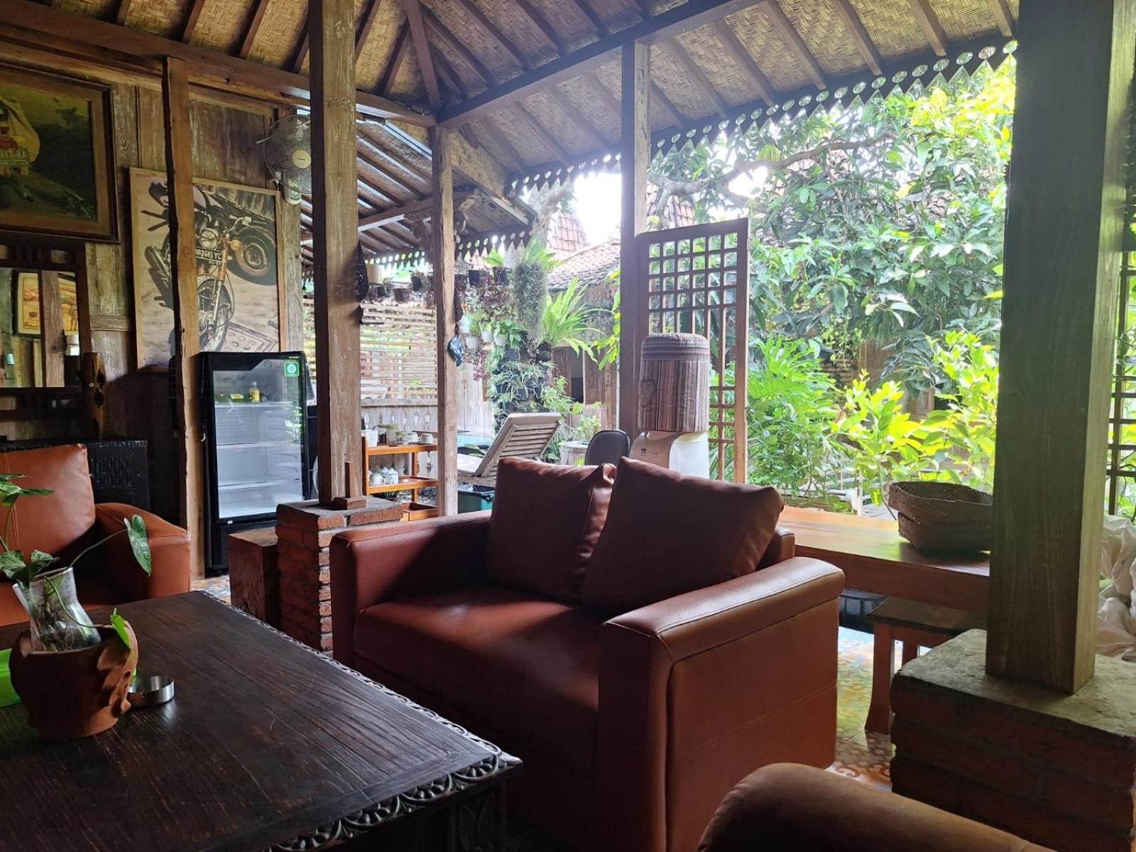 Oma Joglo Jimbaran Hotel Exterior foto